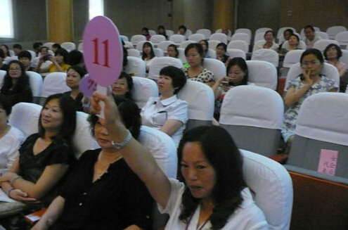 �����q��e����M������{�w���R��