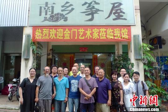 ���������Y���h������