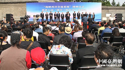 �}�@�D�}��