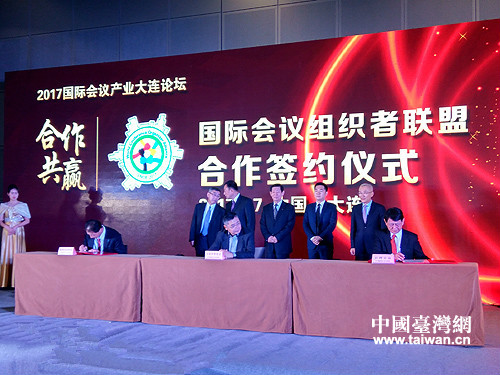 �U�q�����}��