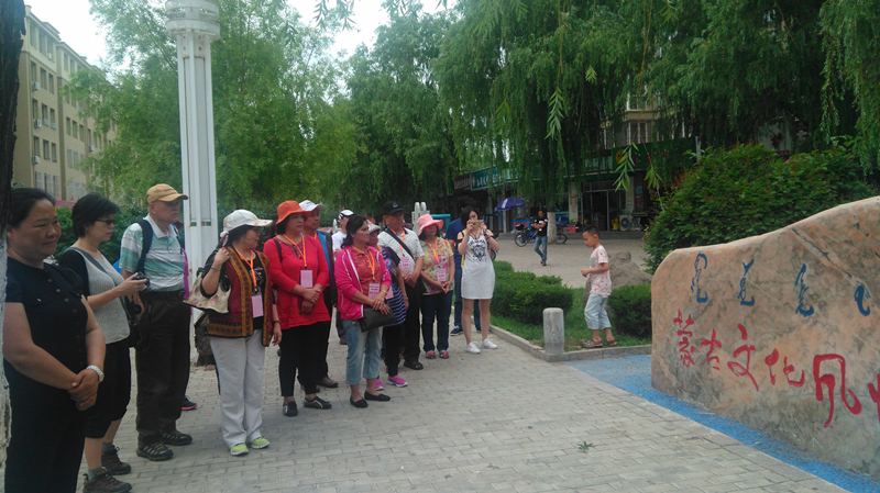 ������������Z