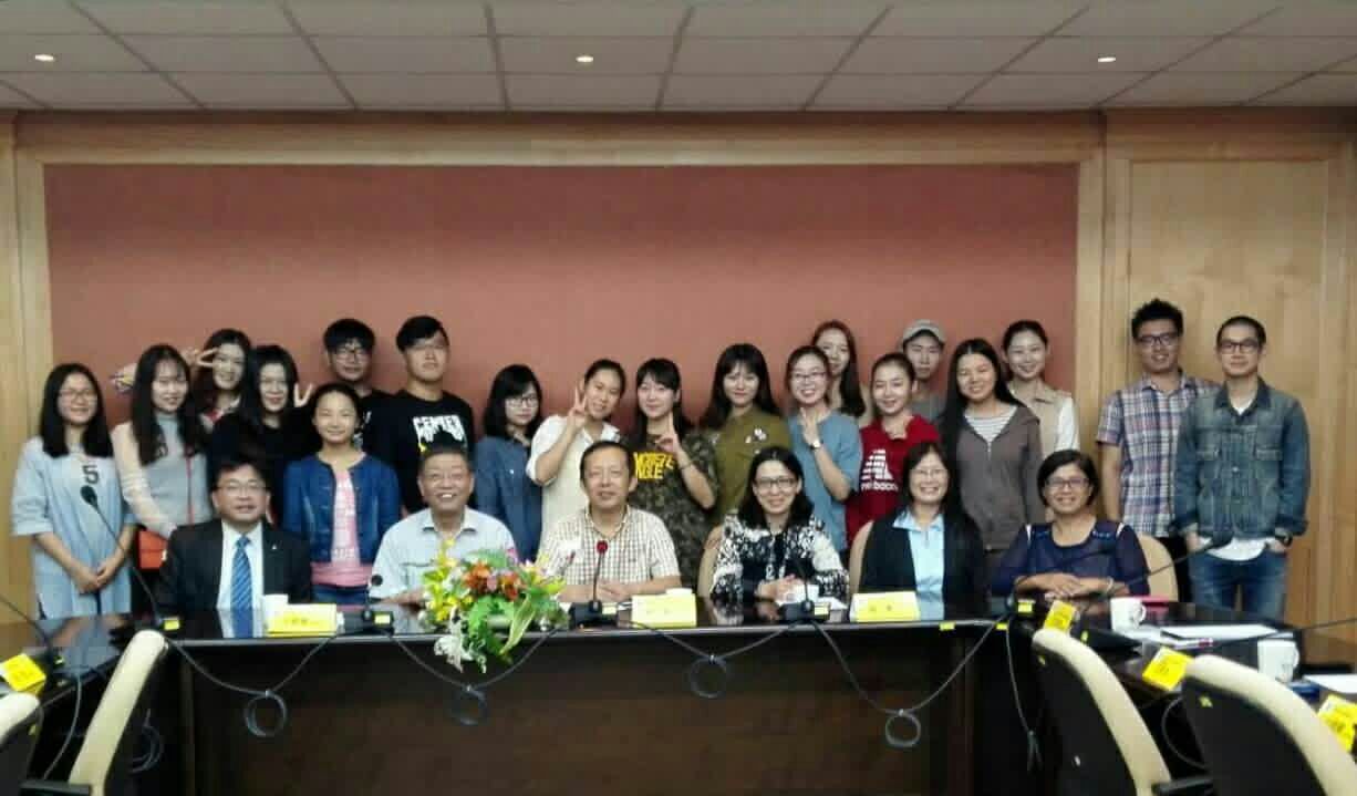 FħԥyI哥äƒ\ FħԥyI哥äƒ\