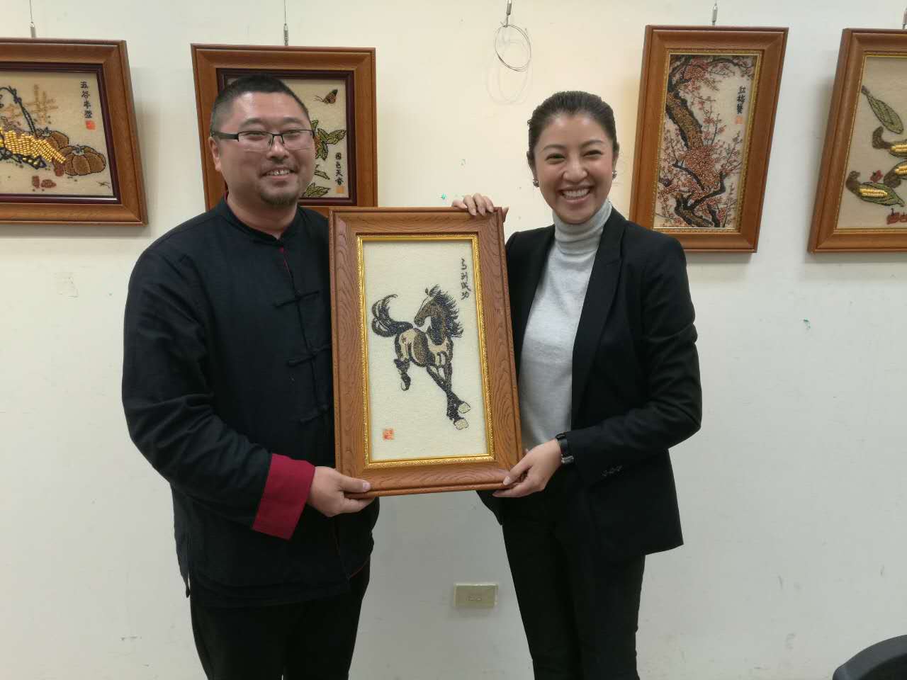 L픺seNWoeו L픺seNWoeו