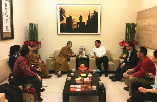 ���F������j���j���_����1��8��I�W���֢u����Ó����u��