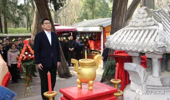 �Ũ��M�R�Ւ��A�\�����ףD�I�T����ҧ�q�����o