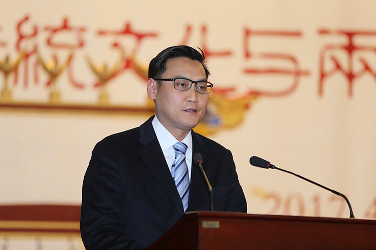 �������P�j