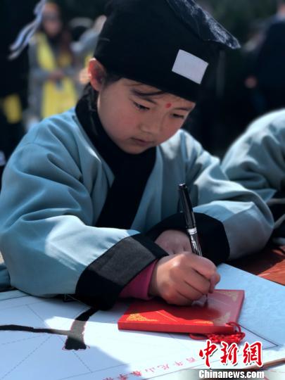 �\����մ\���L�ˡ��Y