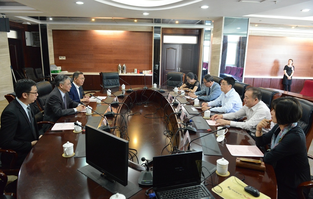 ���W����̧ޒ��\�������˖R�Ւ��F��򧼮����\�|��y���