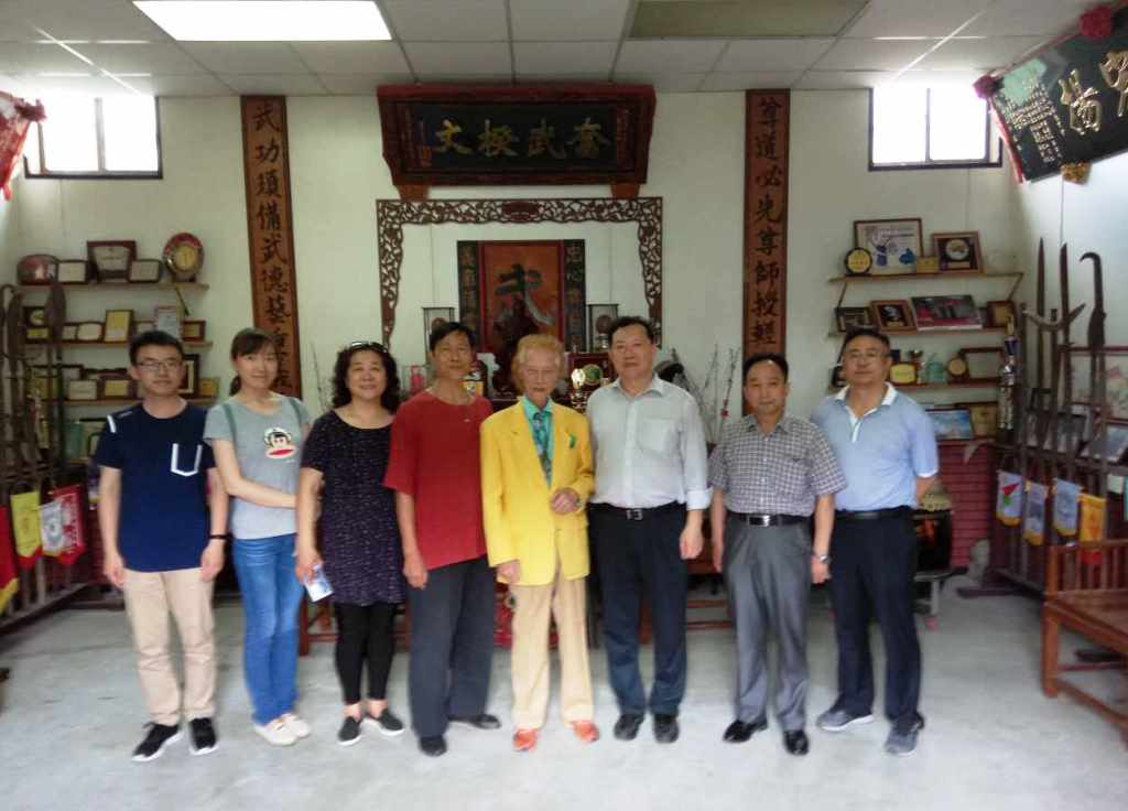 �U���`�ͧJ���Ó���  �哥���F�_������F�D�������y