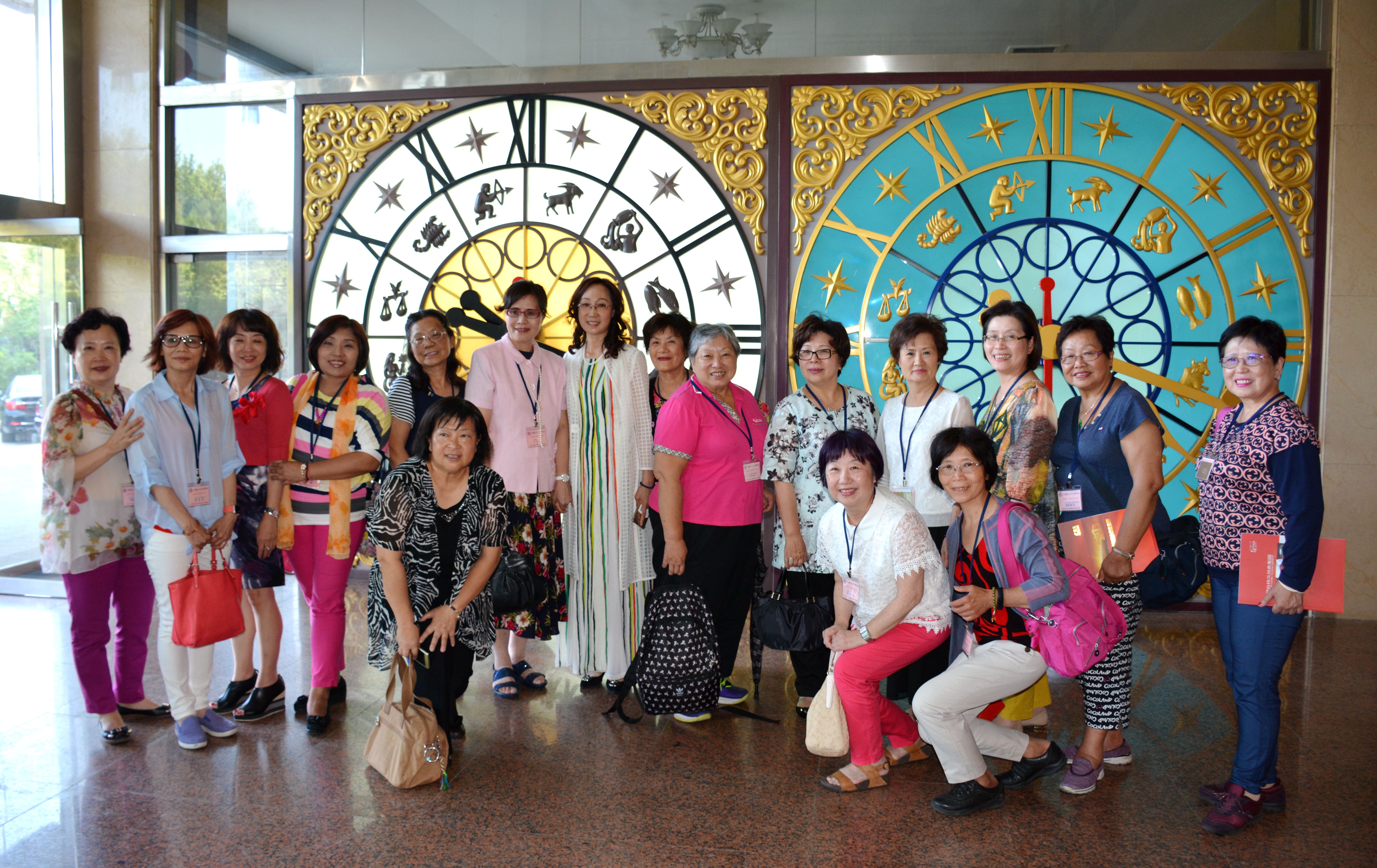 �哥���]��|���o������y