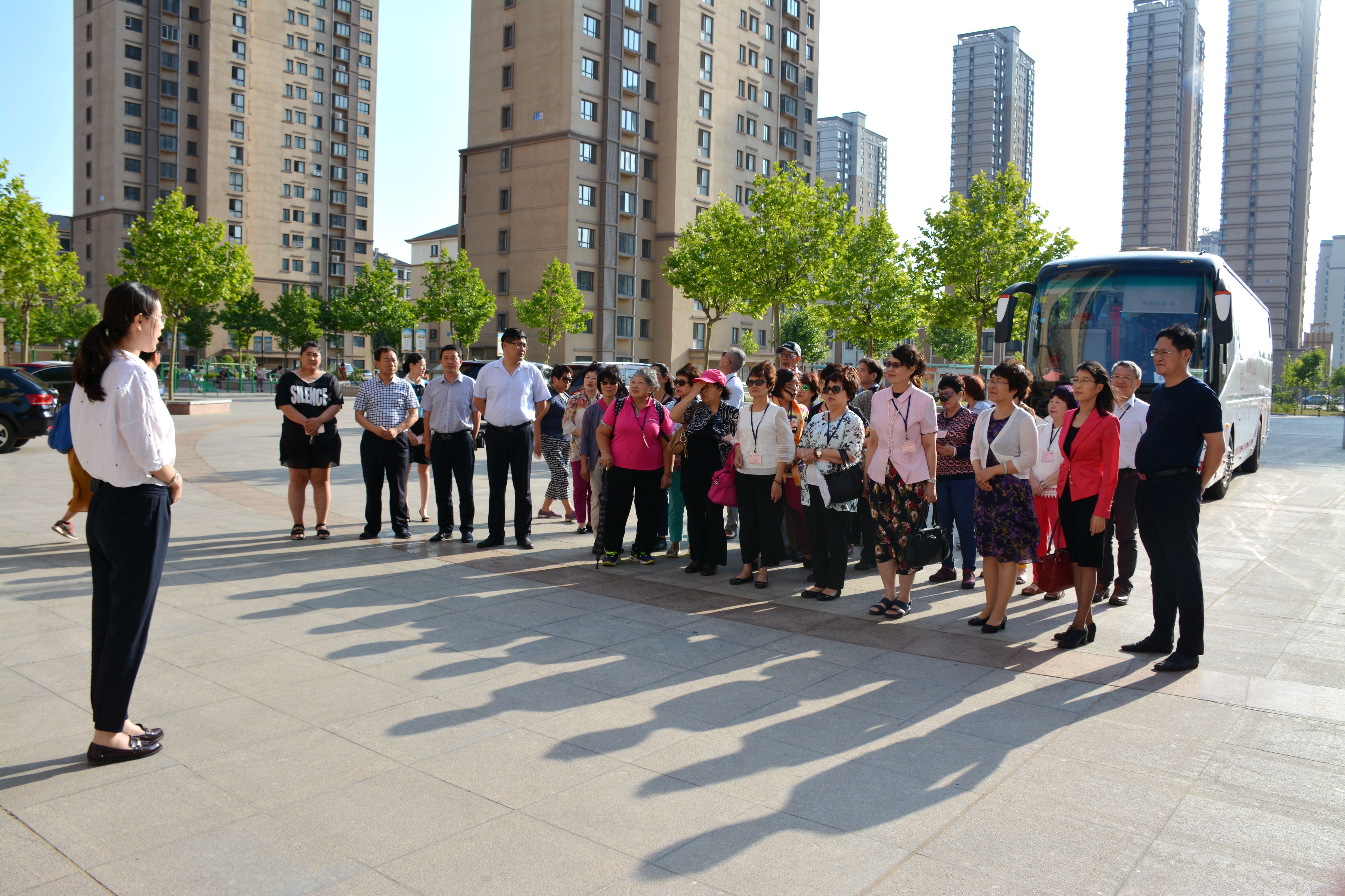 �哥���]��|���o������y