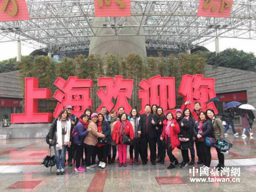 ���W��Z���֭p����������F����������[����