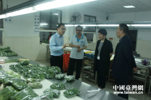 ����ң�o�[�������b���n�z���s����