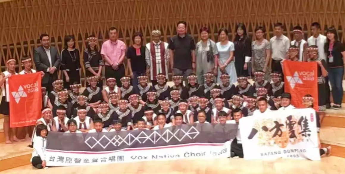 ���W�ɒ����n���ը��Ѥ������F���s��