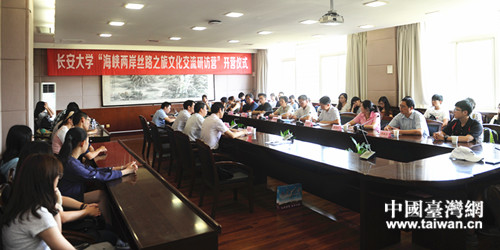 �����ףD�I���^���\�\���y�������o