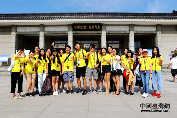 ���w�y�e�����Q���J�zè�J�� ���M�ߓ��خ��F�哰�l��R