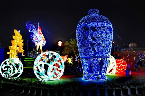 ��i�~���L�Q�|���^��