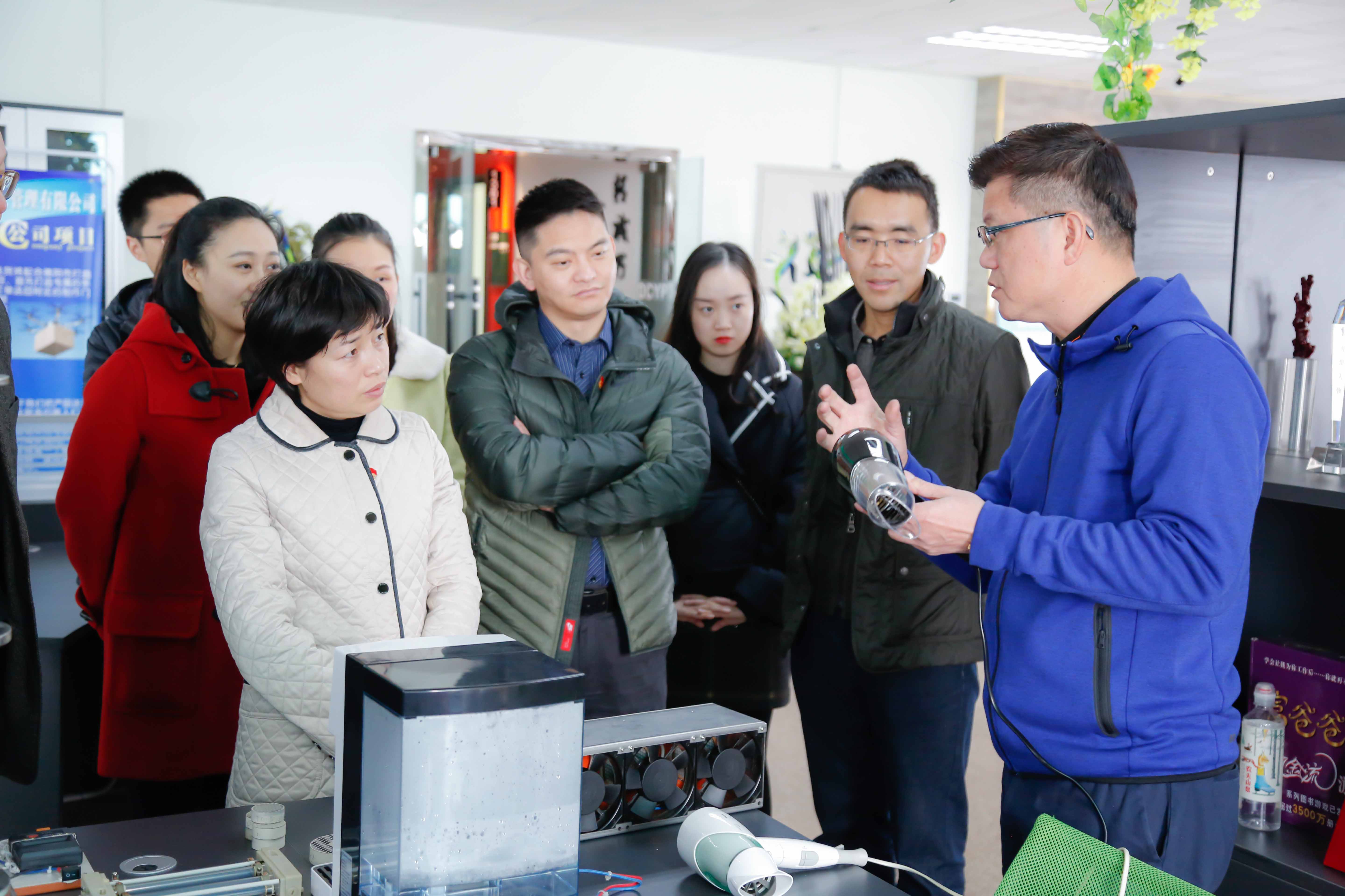 B|YÐWyey¥ B|YÐWyey¥