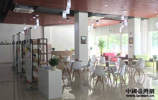 �Z�[���O�E