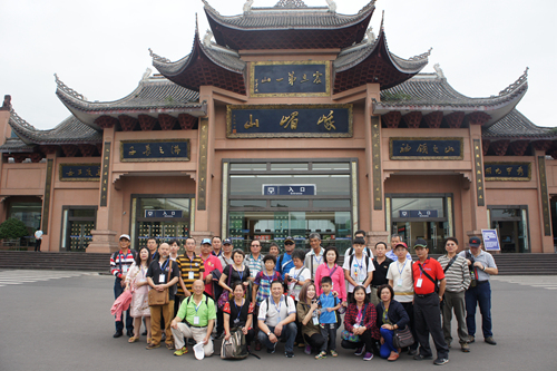 �h��p�H���r��������D������