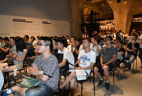 �_���}��y�L���u