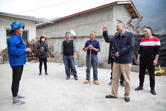 ���R: _19A0369