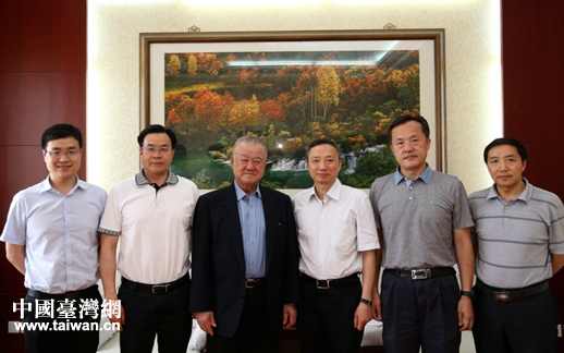 �|������