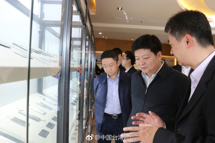 �s�R�B�I�H���������W�y�e������x ����I�O���y