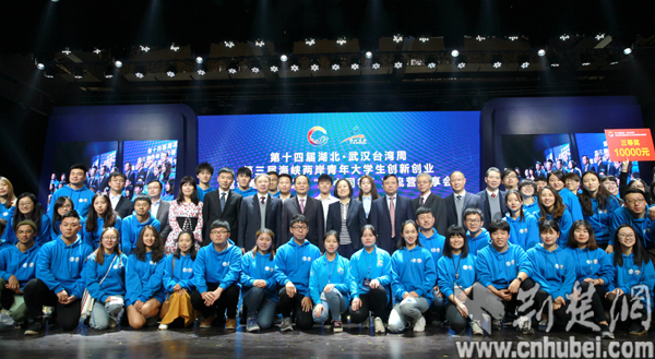 ���זE�������w�y�e���\�ͩӷs���O�s��W�@�D