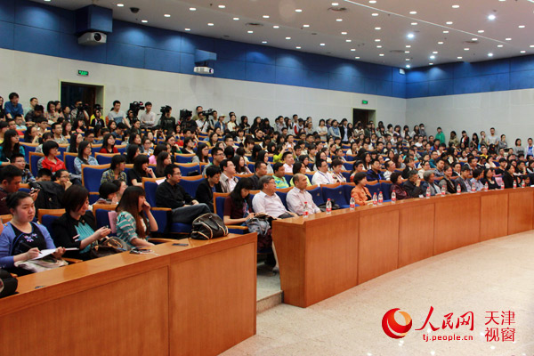 ��������s�~��