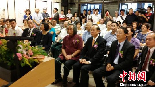 �Ѭz����\�|�Ŭ��N�n���I�������еe�i