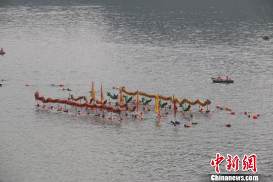 ���n���d�R�U�k�I�V����~���s�ޔI�o��ڷt�|���P�d�S�g���Y�ٺA��