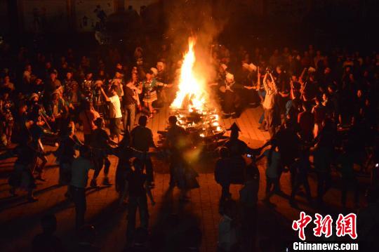 ���w���M�Q�b�w���L�פ�ס������{���ѯ�