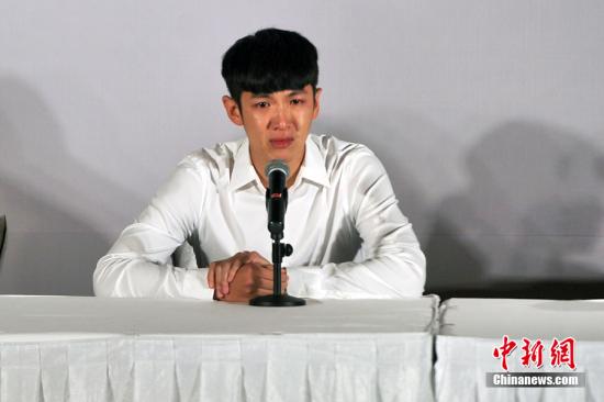 ک���F���J��r�� ���򡡩I�g�g�M�����[