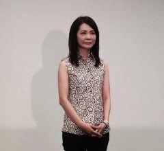 ��J���}��