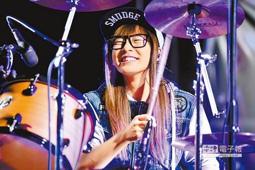 ���W���f�`��I���z���X�e�sá�q���h����ʐ�