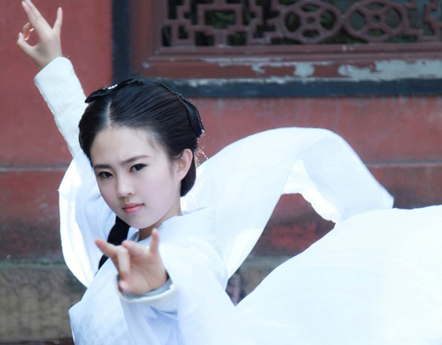 �y�c�M�`�ܒ�cos���s���I���B�緿 ������E�{