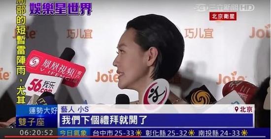 ��S����I��