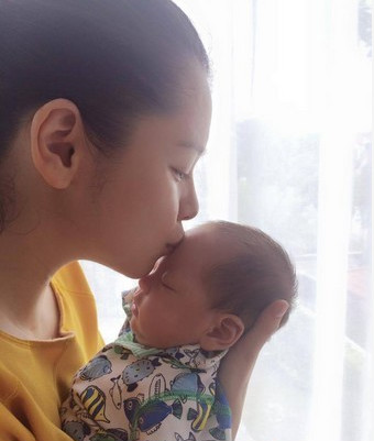 �}�Y���J�ԷR��