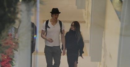 �s�������{ҧ