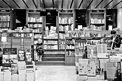 24���ȴ��ѵ��h���W���K�n�哥��ƔH��