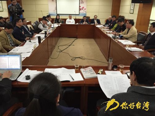 �������T���������P���|�}��