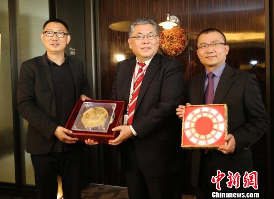 10�������Y�j�e�͢����D���[�G���哥