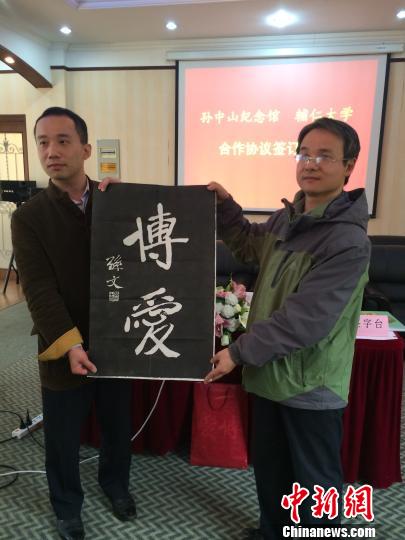 �h�y�ä����֢u�������W�ޤ����\�U��ƥ�y�����ܬY