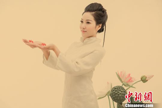 ����9�����x�{�����T�����M�շ|�������N㨨�