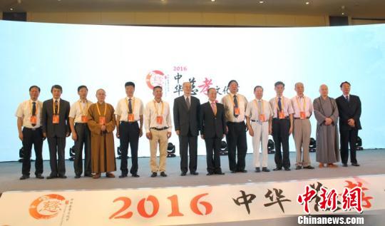 �L�L���ȴC�y��򼕸�c�O��ܓl�}�rͲ�u��s�~�z�G��