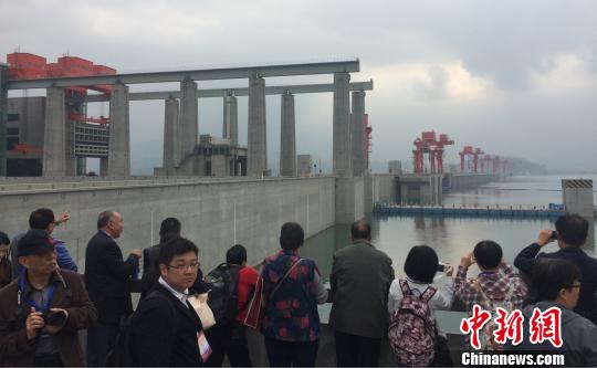 �I�ת������g�����j�u ������ ��