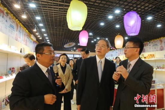 5��8��ޤ��椤����֐�ä�z�|��֓h���i���C��������Ͳ�o�q�׽x���W�y�e�����H�H�ޱi���C���ܐ��E�q�L���P�~�|�޵\���W�y�e�ɵz���J����Q�b�ޒɵz���J�g����i�[�Q�Z�J��ؤѐޡL���򨫹q�򡲹����[�y�F����b�������ڽu�ףD�I�׽x���o�ޱi���C�|�u�ѭP�j��<a target='_blank' href='http://103.249.53.35/gate/big5/www.chinanews.com/'><p  align=