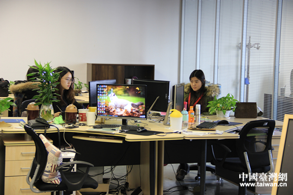 hvy 5eeGNF100f hvy 5eeGNF100f