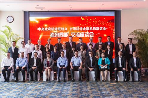 �y�÷|����